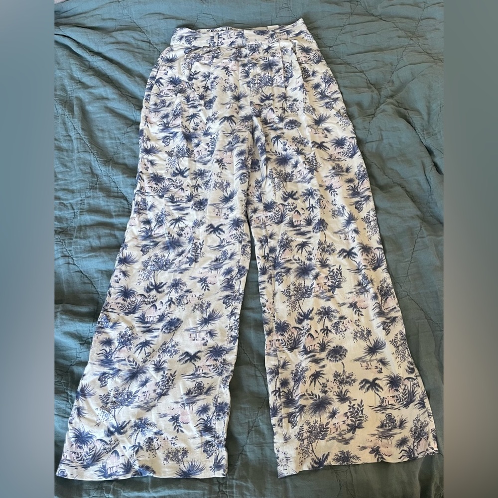 Abercrombie Printed Pants Size Medium